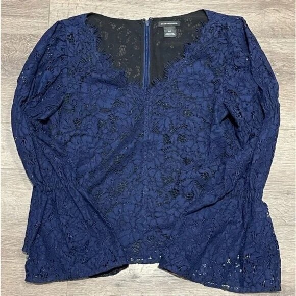 New Club Monaco Jarne Navy Blue Lace V-Neck Blouse - Picture 4 of 9